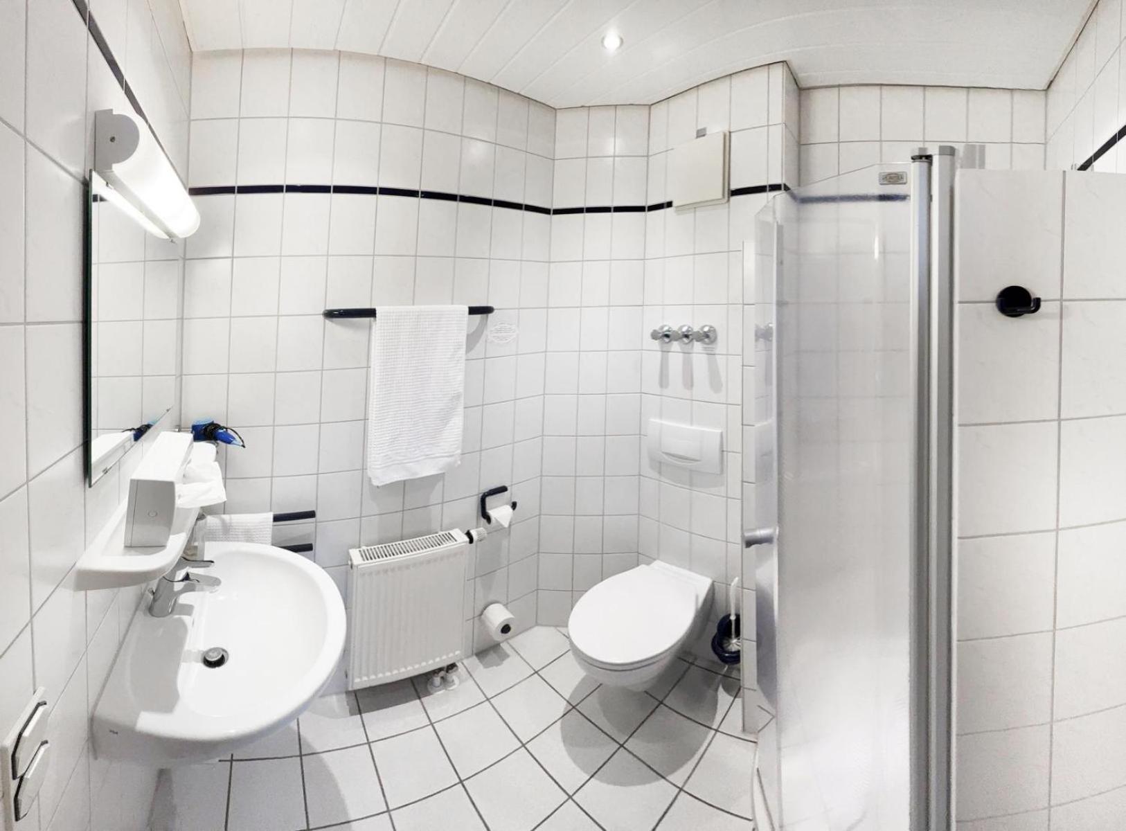 Hotel Schoene Aussicht Gießen Dış mekan fotoğraf