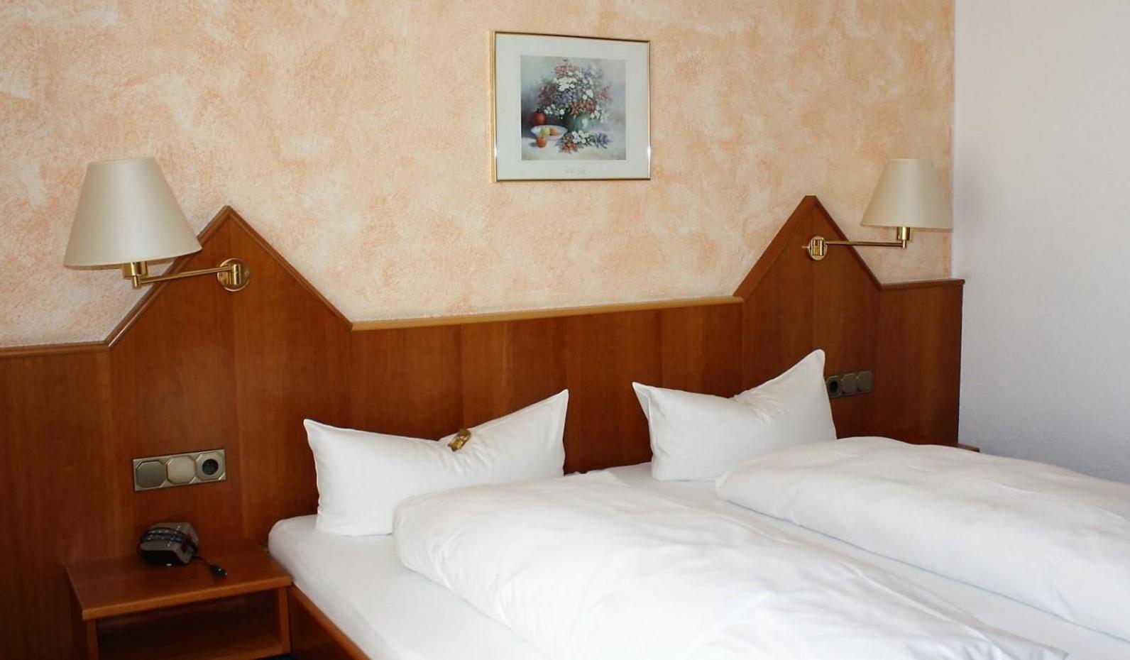 Hotel Schoene Aussicht Gießen Dış mekan fotoğraf
